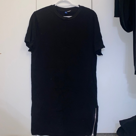 H&M Black T-shirt Dress - Picture 1 of 3